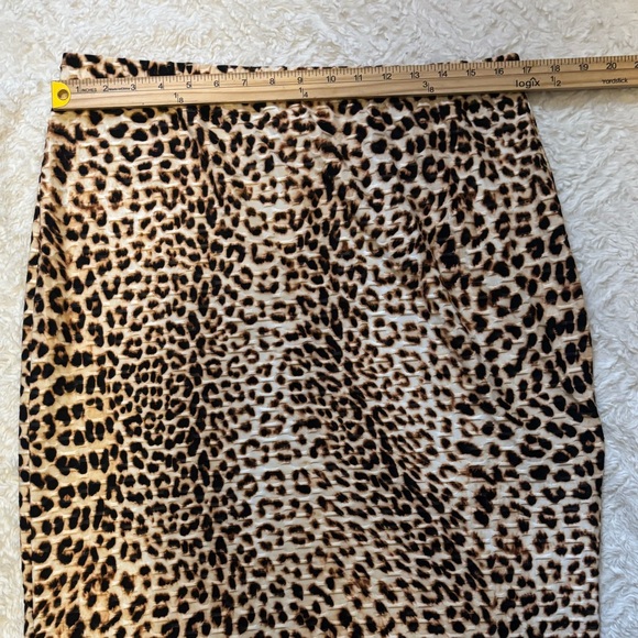 New, Animal Print, Waffle Knit Pencil Skirt Women’s sz Large. - Picture 4 of 6